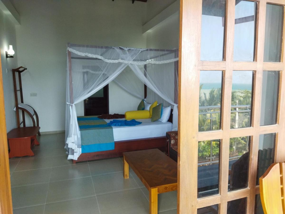 Shanika Beach Inn Tangalle Exterior foto