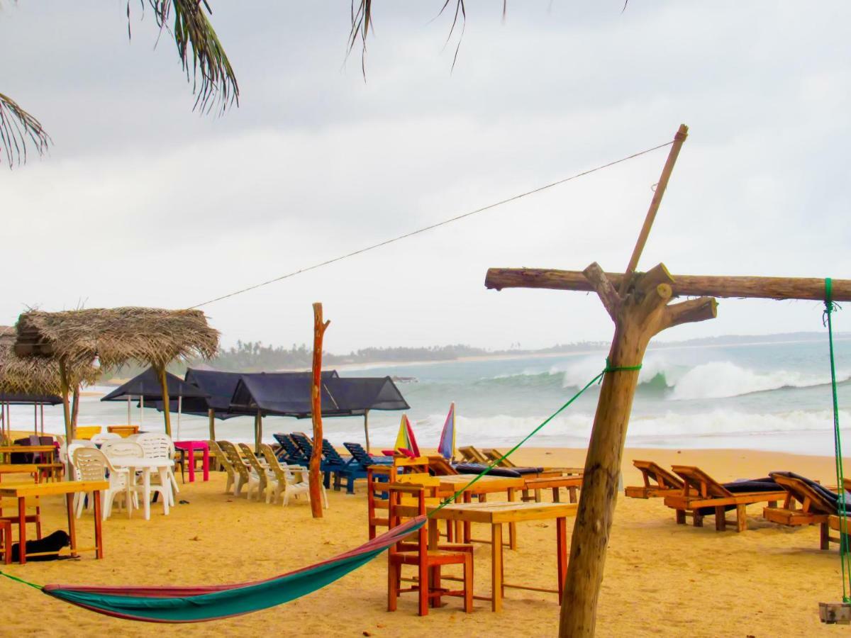 Shanika Beach Inn Tangalle Exterior foto